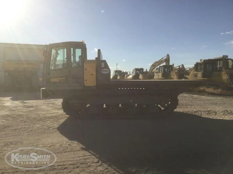 Side of used crawler carrier